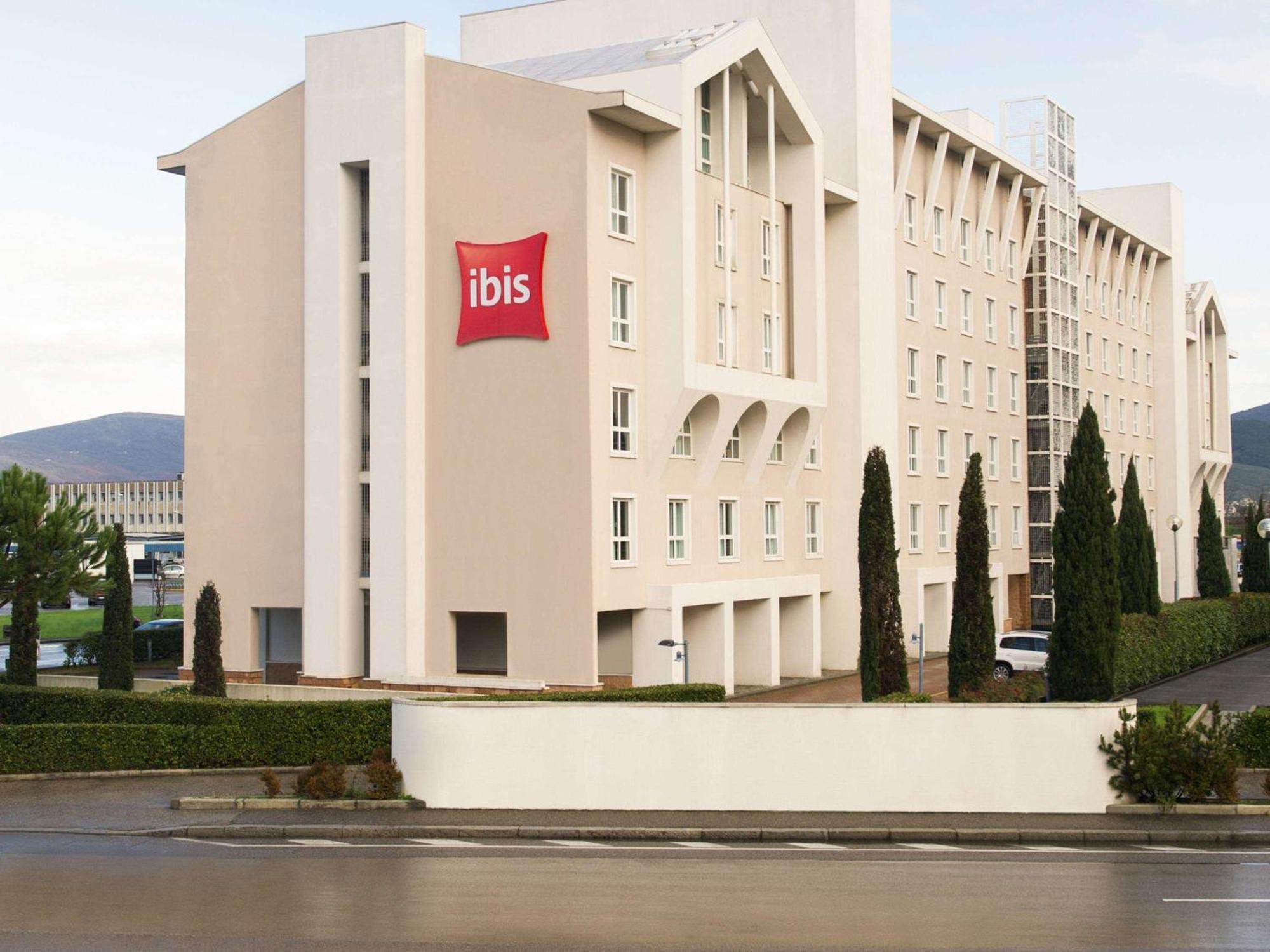 Hotel Ibis Firenze Nord Aeroporto Сесто-Фьорентино Экстерьер фото