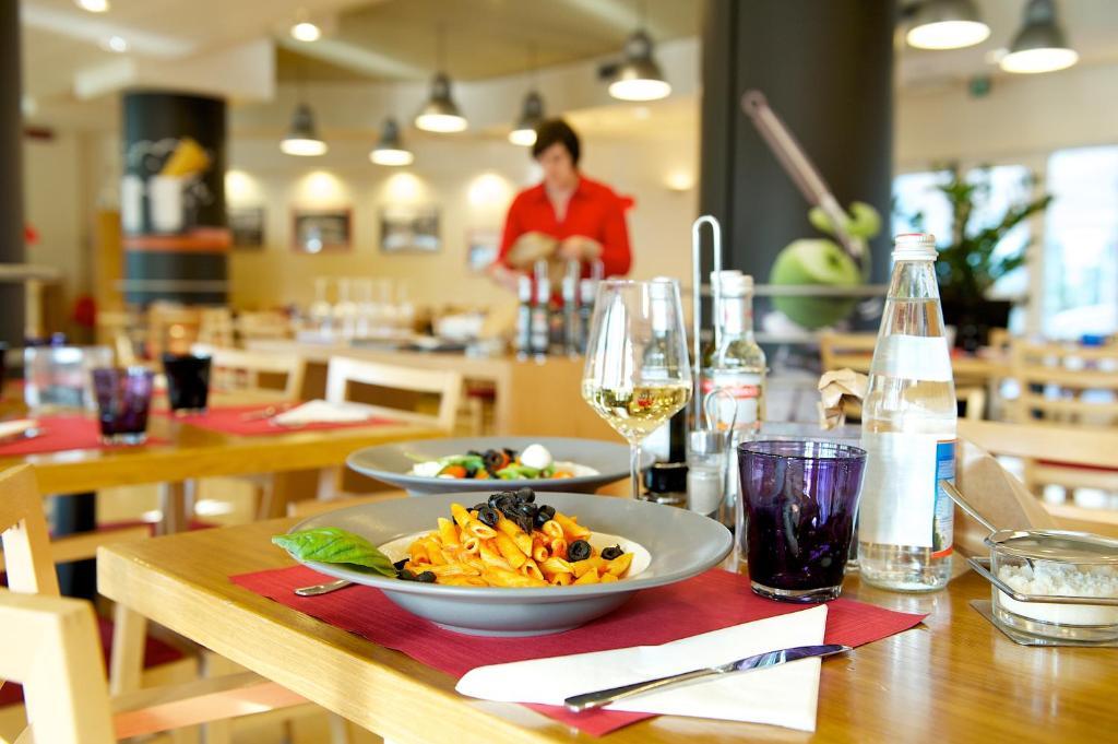 Hotel Ibis Firenze Nord Aeroporto Сесто-Фьорентино Экстерьер фото